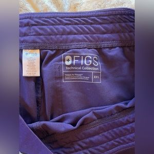 Dark purple Figs scrub bottoms